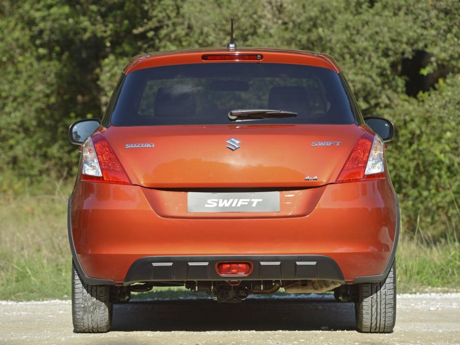  Suzuki Swift OutDoor 2012 года  (фото 2 из 14)